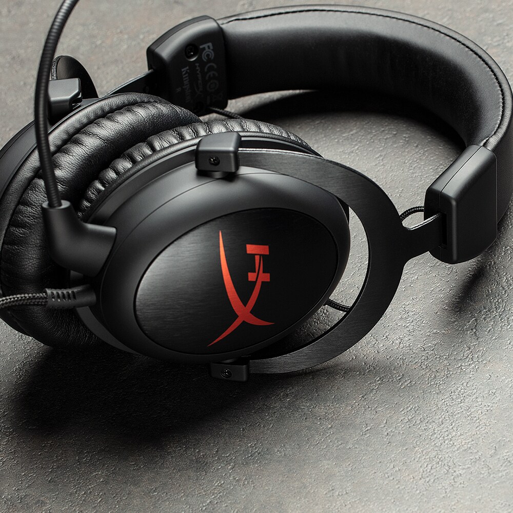 HP 4P4F2AA HyperX Cloud Core gamer headset (fekete)