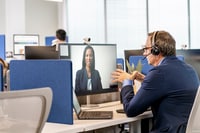 HP 77Z32AA Poly Voyager 4320-M headset Microsoft Teams-tanúsítvánnyal + BT700 hardverkulcs + töltőállvány