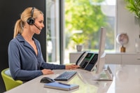 HP 77Y96AA Poly Voyager 4310 USB-C headset + BT700 hardverkulcs + töltőállvány