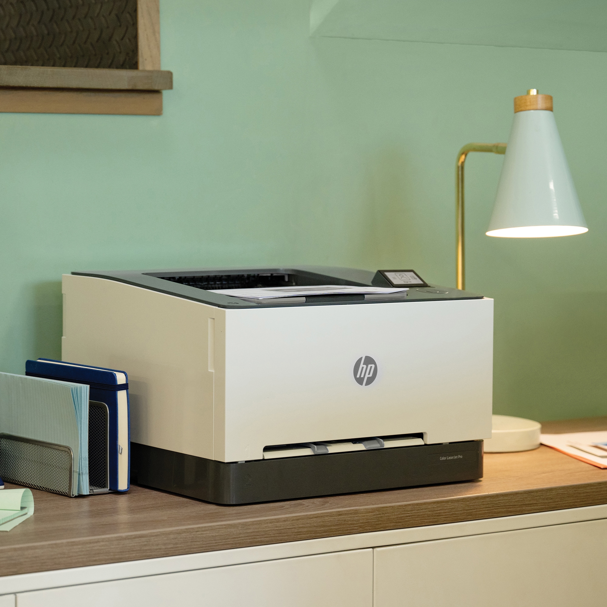 HP 8D7L0A Color LaserJet Pro 3202dn nyomtató - a garancia kiterjesztéshez végfelhasználói regisztráció szükséges!